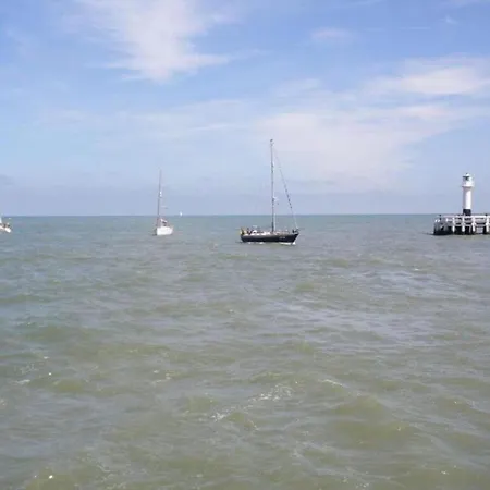 Apartament West31 With Beautiful Sea Views Oostduinkerke